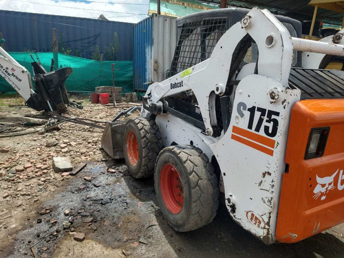 Bobcat S 175 - 2008 Trabajando