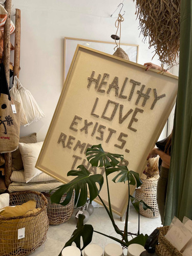 Imagen 3 de 3 de Cuadro Healthy Love