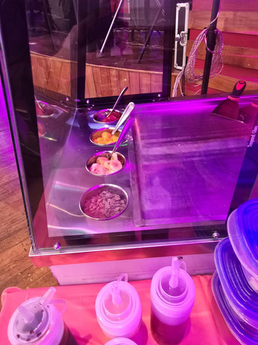 Arriendo Y Servicio De Maquina De Helado Tailandés Domicilio