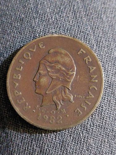 Moneda Polinesia Francesa 100 Francos Año 1982 B/níquel 