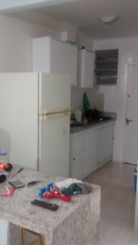 Kitnet Pé Na Areia De Frente Para O Mar Com Vista Maravilhosa (atenção É Locação)