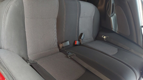 Imagen 11 de 15 de Nissan Versa Advance At 2014
