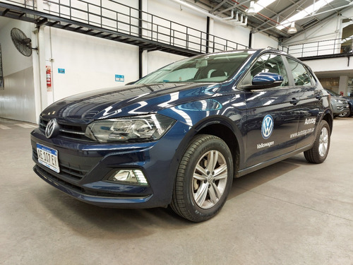 Volkswagen Polo Comfortline Manual Test Drive