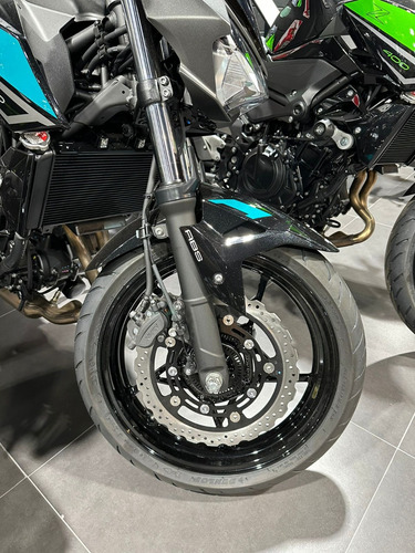 Imagen 16 de 25 de Kawasaki Z400 Abs 2023 0km