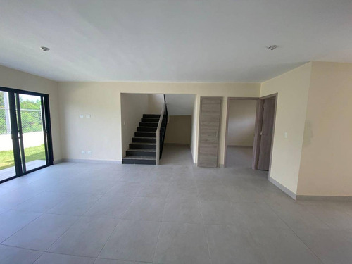 Casa Dúplex En Venta A Estrenar En Epic, Punta Cana, 3 Hab