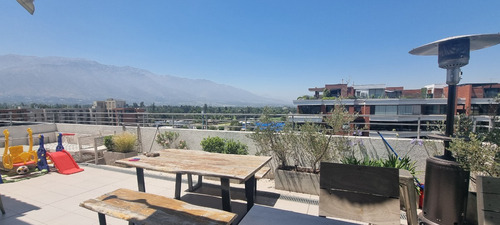 Las Condes Penthouse 185 M2 4 D Y 3 B Vista Despejada!