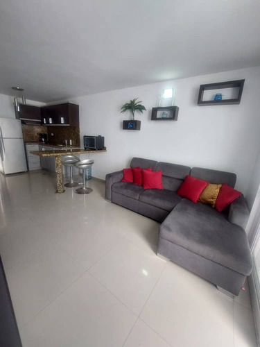 (gb989) En Venta Town House En Res Pescadores Iii, Tucacas