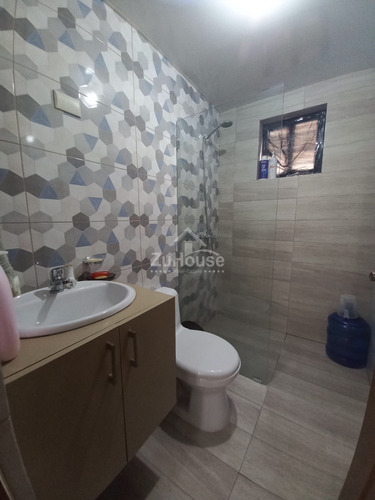 Apartamento En Venta Con Cuarto De Servicio Y Patio En Torre Próximo Al Homs Wpa64