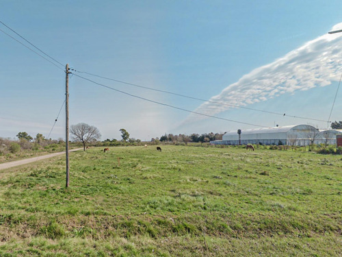 Terreno De 2.500m² Con Zona Estratégica A Pasos De La Autopista