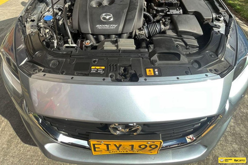 Mazda 3 2.0 Sport Touring