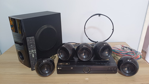 Home Theater LG, 5.1 Canais, Com Subwoofer, Rádio E Karaoke. (Usado)