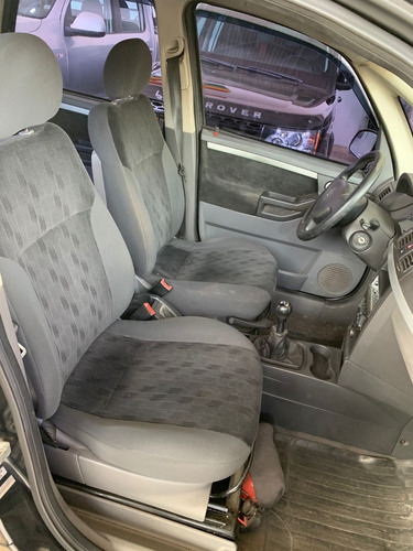 Imagem 9 de 13 de Chevrolet Meriva 1.8 Maxx Flex Power 5p