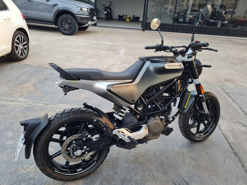 Husqvarna Svartpilen 200