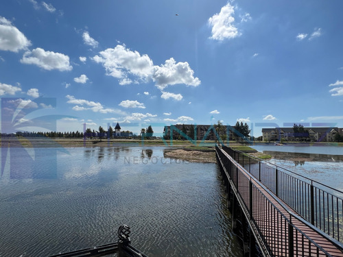 Venta Lote A La Laguna Barrio El Principado