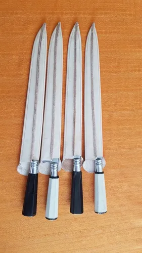 Cuchillo 35 Cm De Hoja Gardeliano Cabos De Guampa O Hueso 