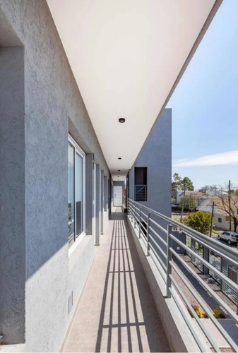 Imagen 5 de 13 de Departamento En Venta, Moron, Cochera Y Baulera 2 Ambientes A Estrenar