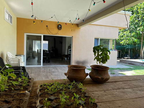 Imagen 9 de 28 de Venta Casa 3 Amb. En Villa Udaondo, Ituzaingo