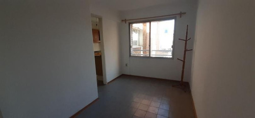 Apartamento Sobre Avenida, Ambientes Amplios