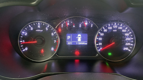Imagen 17 de 25 de Kia Carens Suv Ex 2.0