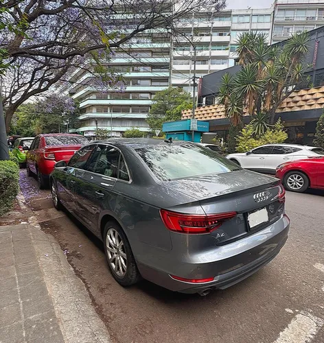 Audi A4 2.0 T Select 190hp Dsg