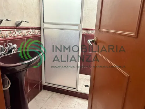 Apartamento En Venta En Sotomayor. Cod V61555