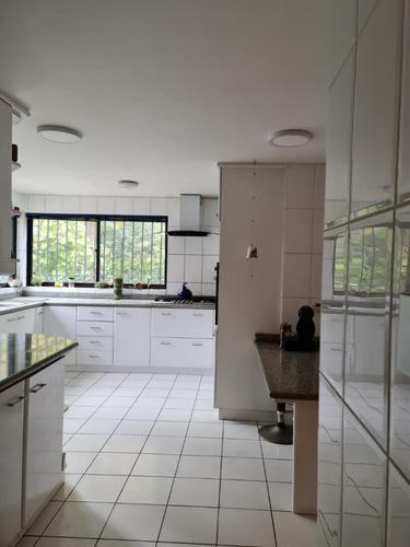 Casa En Exclusiva Zona De San Damián