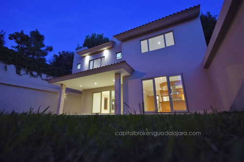 Casa De Lujo En Venta En Puerta De Hierro