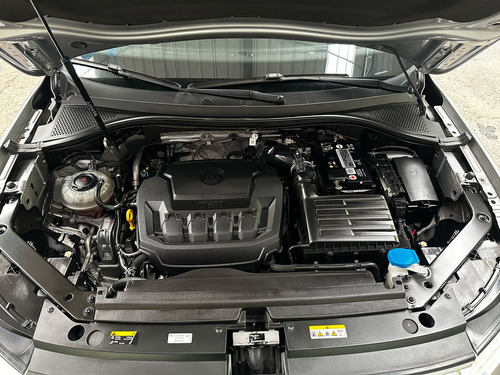 Volkswagen Tiguan 5p R-Line L4/2.0/T Aut