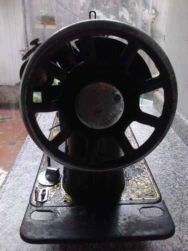 Máquina De Costura Singer Princeza Antiga 1901