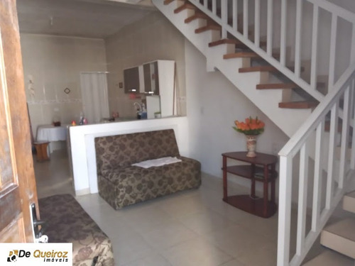 Imagem 3 de 11 de Sobrado Em Mongaguá ,regina Maria , Geminado, Lado Morro , Murado 2 Dormitórios Sendo 1 Suite, Sala, Cozinha, Banheiro , Área De Serviço Coberta . - 5021 - 68128448