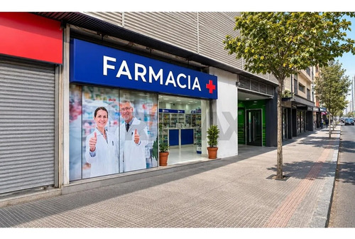 Local Alto Flujo Con Acceso Dual En Portugal