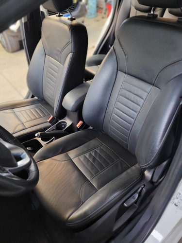 Ford Fiesta Kinetic Titanium Powershift