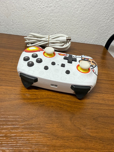Control Alámbrico Nintendo Switch Fire Powera Color Blanco (Usado)