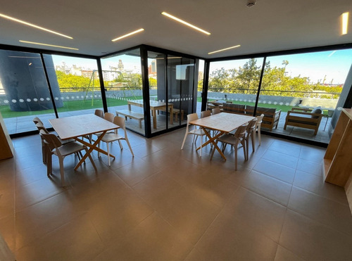 Venta Apartamento 2 Dormitorios Centro - Edificio Nostrum Bay