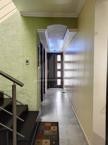 Imagen 10 de 22 de Yosmar & Fernando Venden Townhouse En El Rincón, Res. Villa Orense. Lemth - 158 Solo Clientes