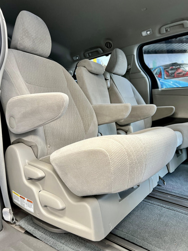 Toyota Sienna 3.5 Xle At