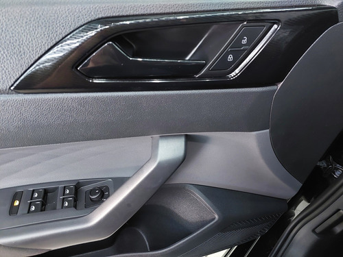 Volkswagen Virtus 1.0 170 TSI AUTOMÁTICO
