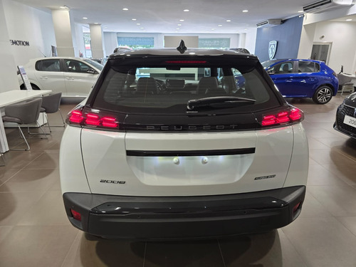 Peugeot 2008 1.0T Gt