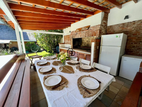 Casa Para Periodo Vacacional Quincenal En Parada 13 Brava.