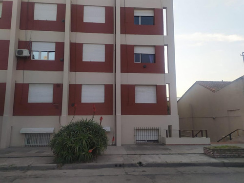 Imagen 2 de 13 de Departamento Monoambiente En Venta - 32mts2 - Mar Del Plata