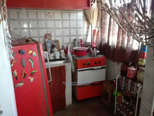 Venta De Casa En Colón Sobre Avda. Garzón.