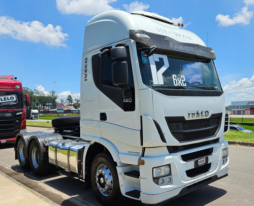 Iveco Hiway 6x2 Ano 17 Teto Alto Automático Ar Condicionado