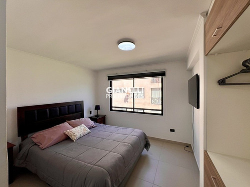 Dpto Remodelado 3d/2b + 1e/1b - Los Perales Poniente 0757