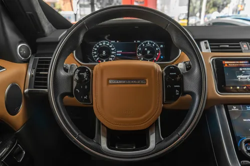 Land Rover Range Rover 5.0l Obiography At