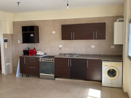 Imagen 4 de 9 de Departamento De 1 Dormitorio En Venta