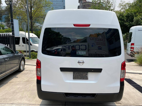 Imagen 2 de 5 de Nissan Urvan 2017