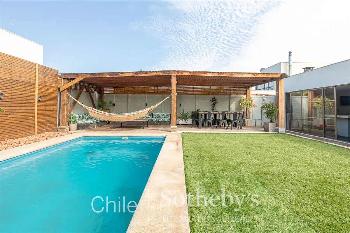 Casa 3 Dormitorios Ampliada Quincho Cerrado Y Piscina