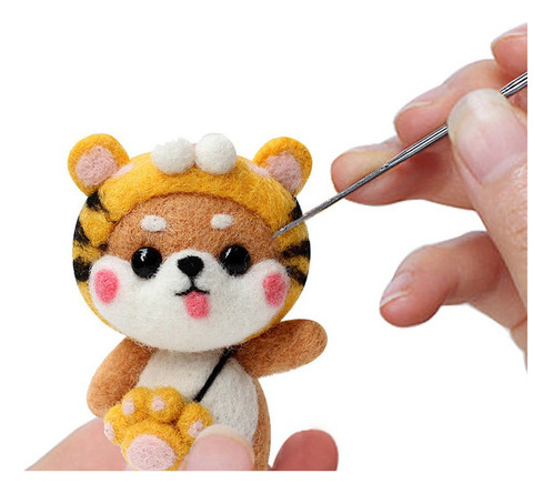 Multicolor Wool Travel Needle Felt Kit 25 Colors
