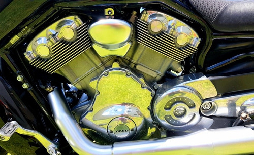 Harley Davidson V-rod Muscle 1250 Cc !!!