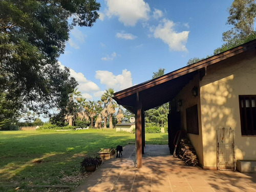 Imagen 4 de 18 de Excelente Casa Quinta Sobre Lote De 6615 Mts2